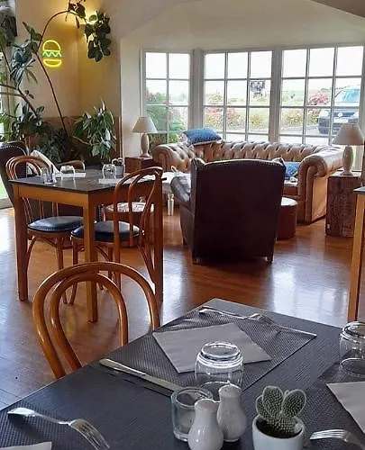 Le Mississippi Hotel *